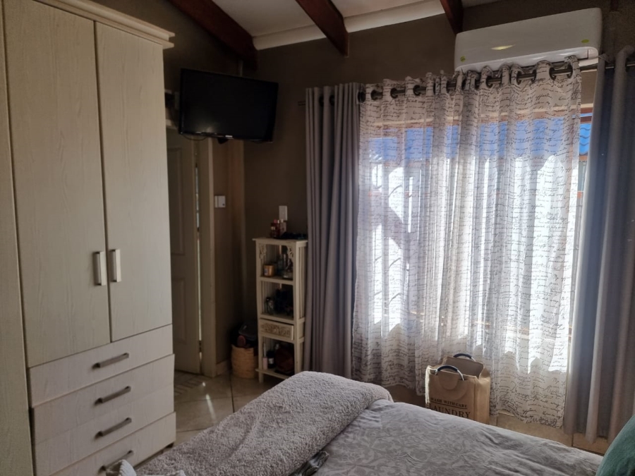 3 Bedroom Property for Sale in Waterval East North West